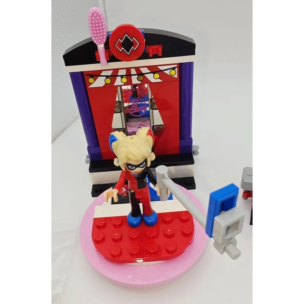 LEGO DC Super Hero Girls Harley Quinn Dorm (41236) - Pre-Owned, Complete